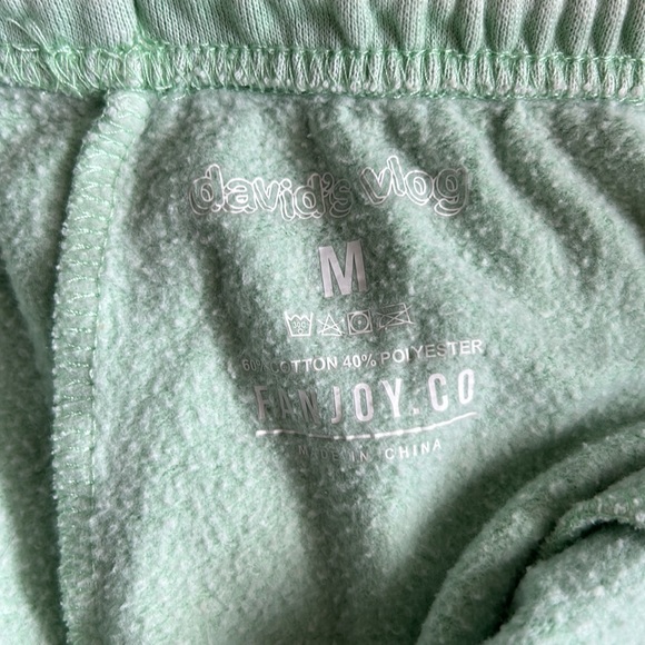 David’s Vlogs Matcha Sunset Medium Short - Picture 6 of 7